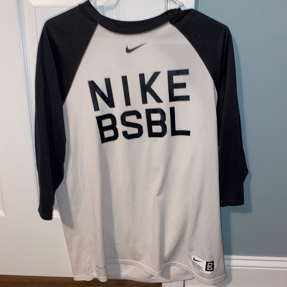 3/4 sleeve shirt